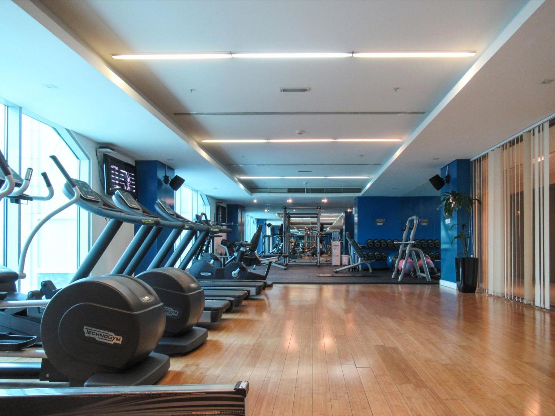 Apartment Marina Royale 3 Bedroom I Luxe Marina Harbour & Yacht Club Views I Nearby To A I Free Pool, Gym, Wi-fi And Parking I By Meerak *