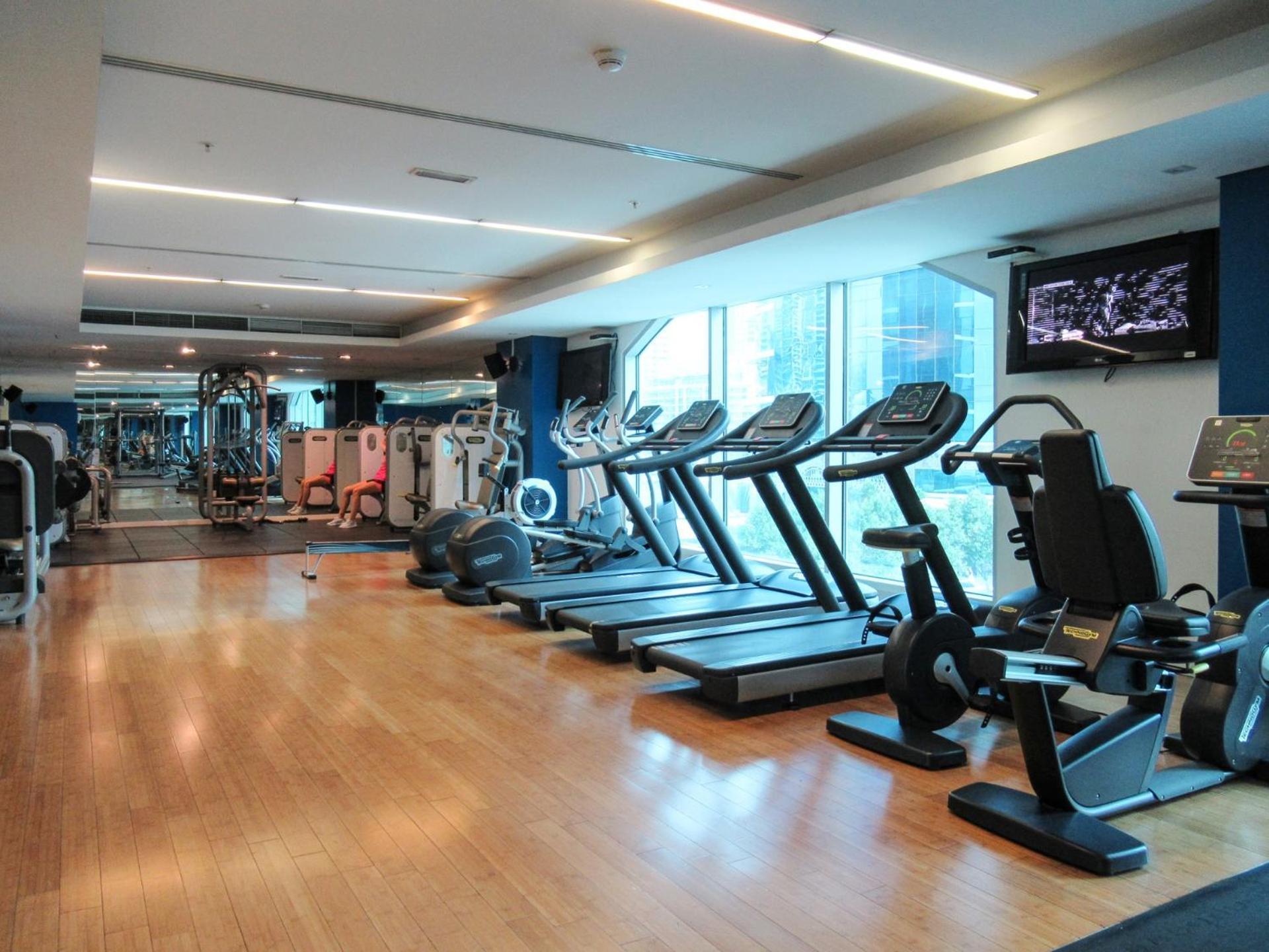 Apartment Marina Royale 3 Bedroom I Luxe Marina Harbour & Yacht Club Views I Nearby To A I Free Pool, Gym, Wi-fi And Parking I By Meerak
