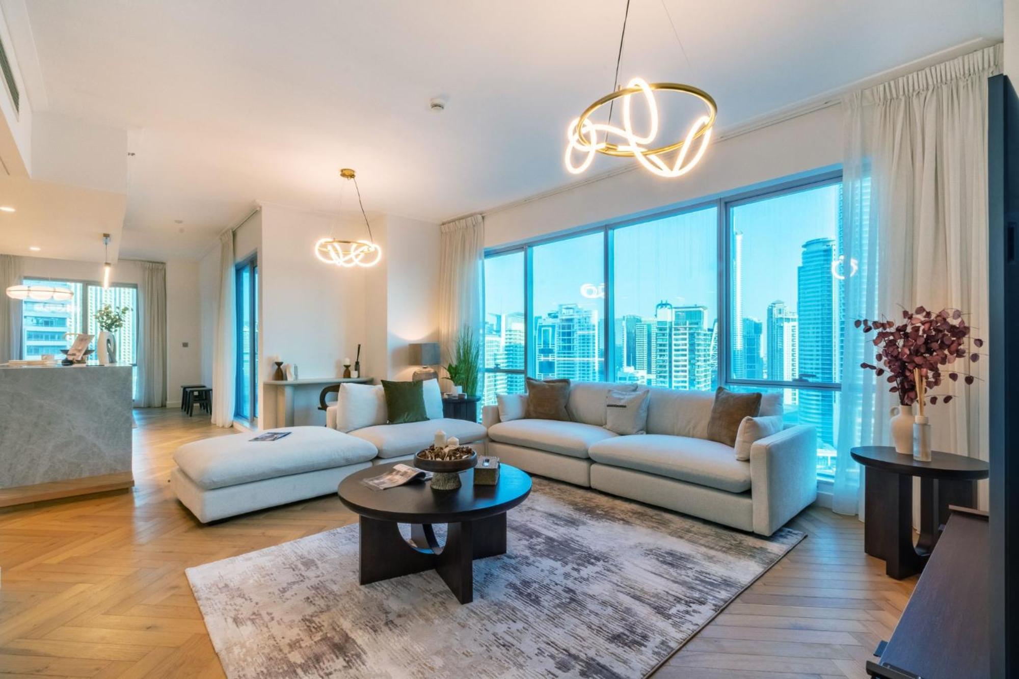 Marina Royale 3 Bedroom I Luxe Marina Harbour & Yacht Club Views I Nearby To A I Free Pool, Gym, Wi-fi And Parking I By Meerak