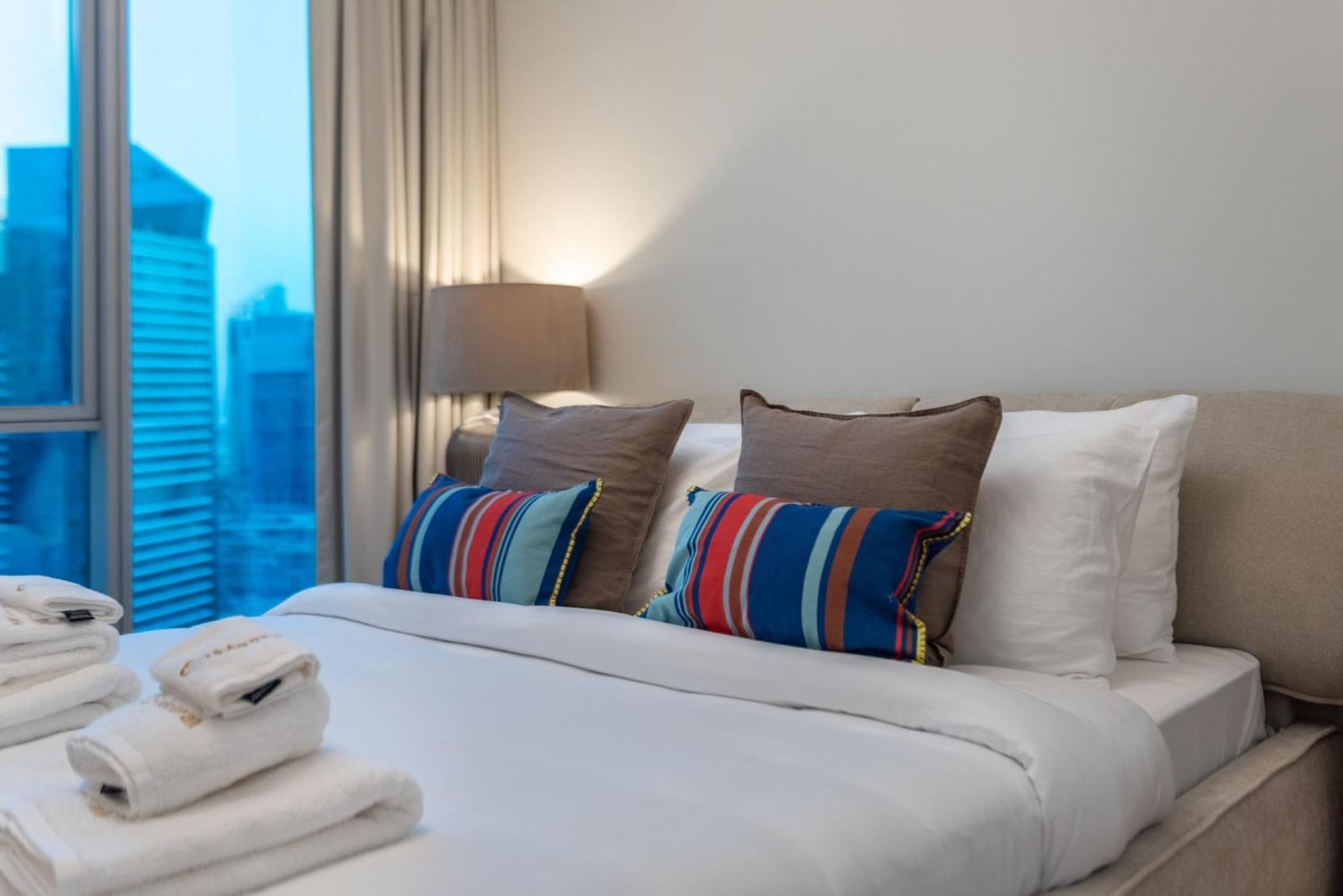 Marina Royale 3 Bedroom I Luxe Marina Harbour & Yacht Club Views I Nearby To A I Free Pool, Gym, Wi-fi And Parking I By Meerak Apartment