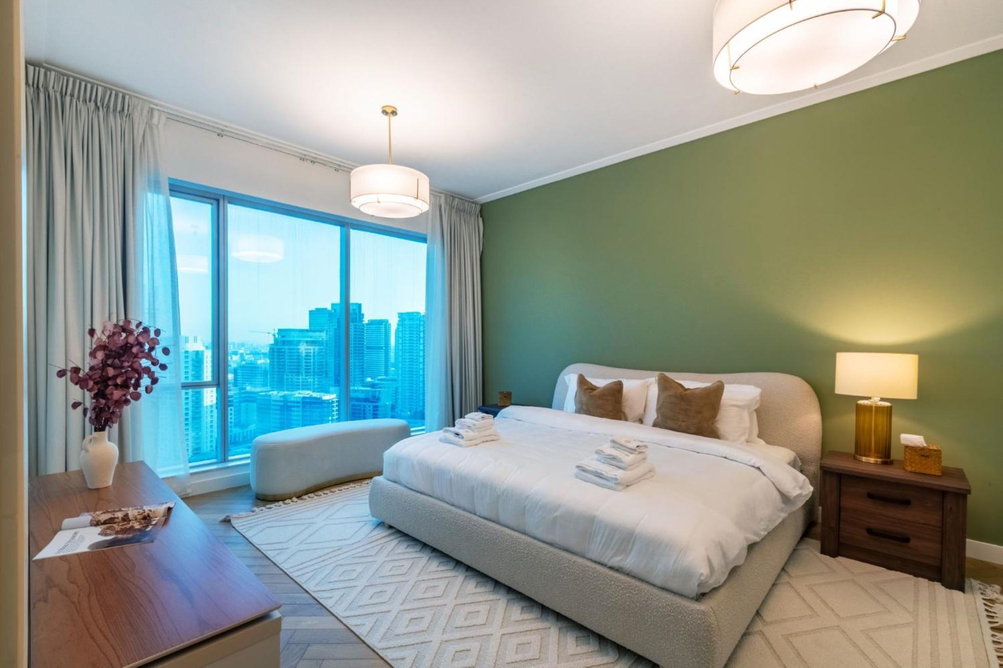 Marina Royale 3 Bedroom I Luxe Marina Harbour & Yacht Club Views I Nearby To A I Free Pool, Gym, Wi-fi And Parking I By Meerak Apartment *
