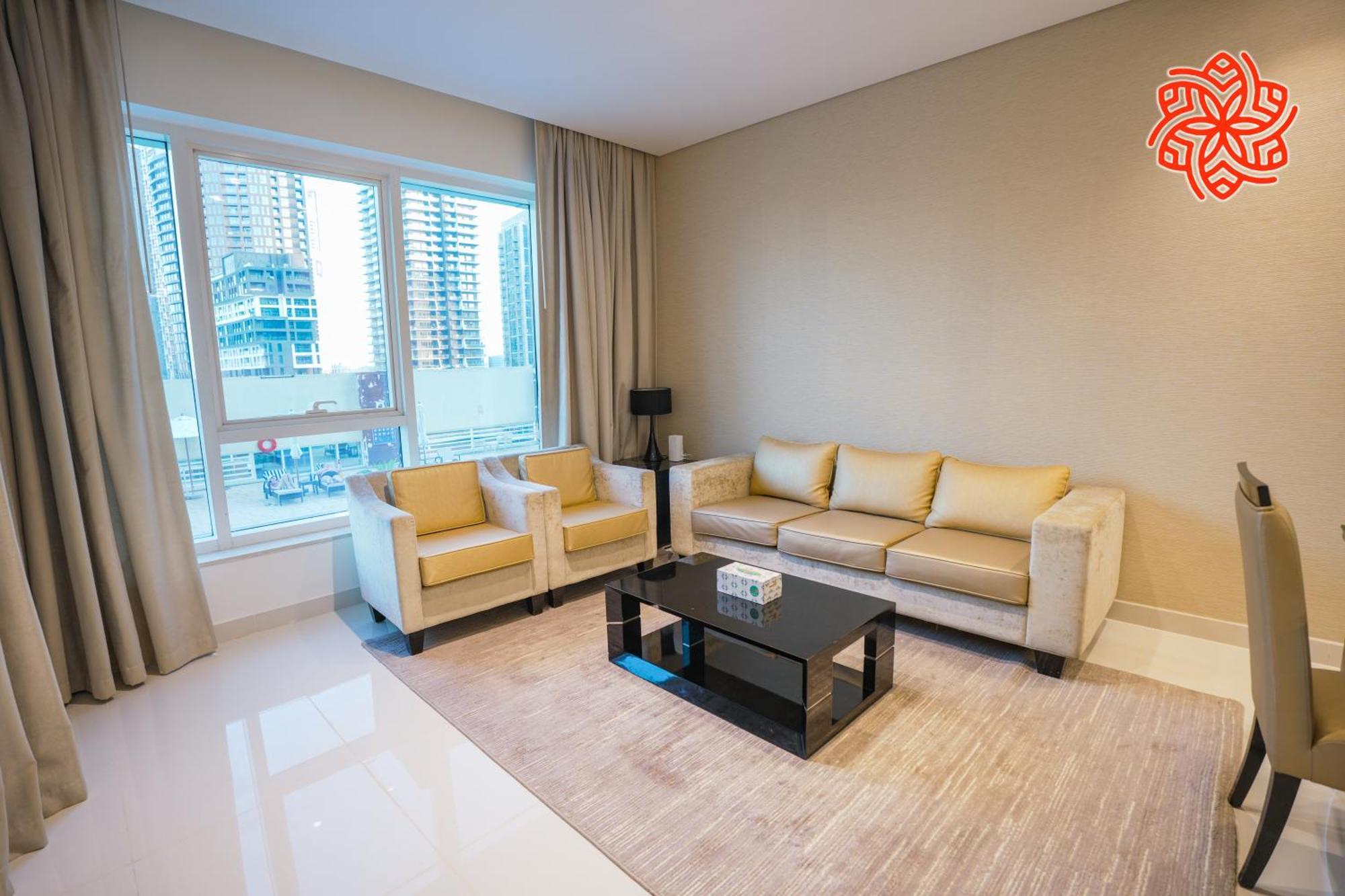 Alashrafia Saray- Classy 1bdr In Canal Views Apartment Dubai