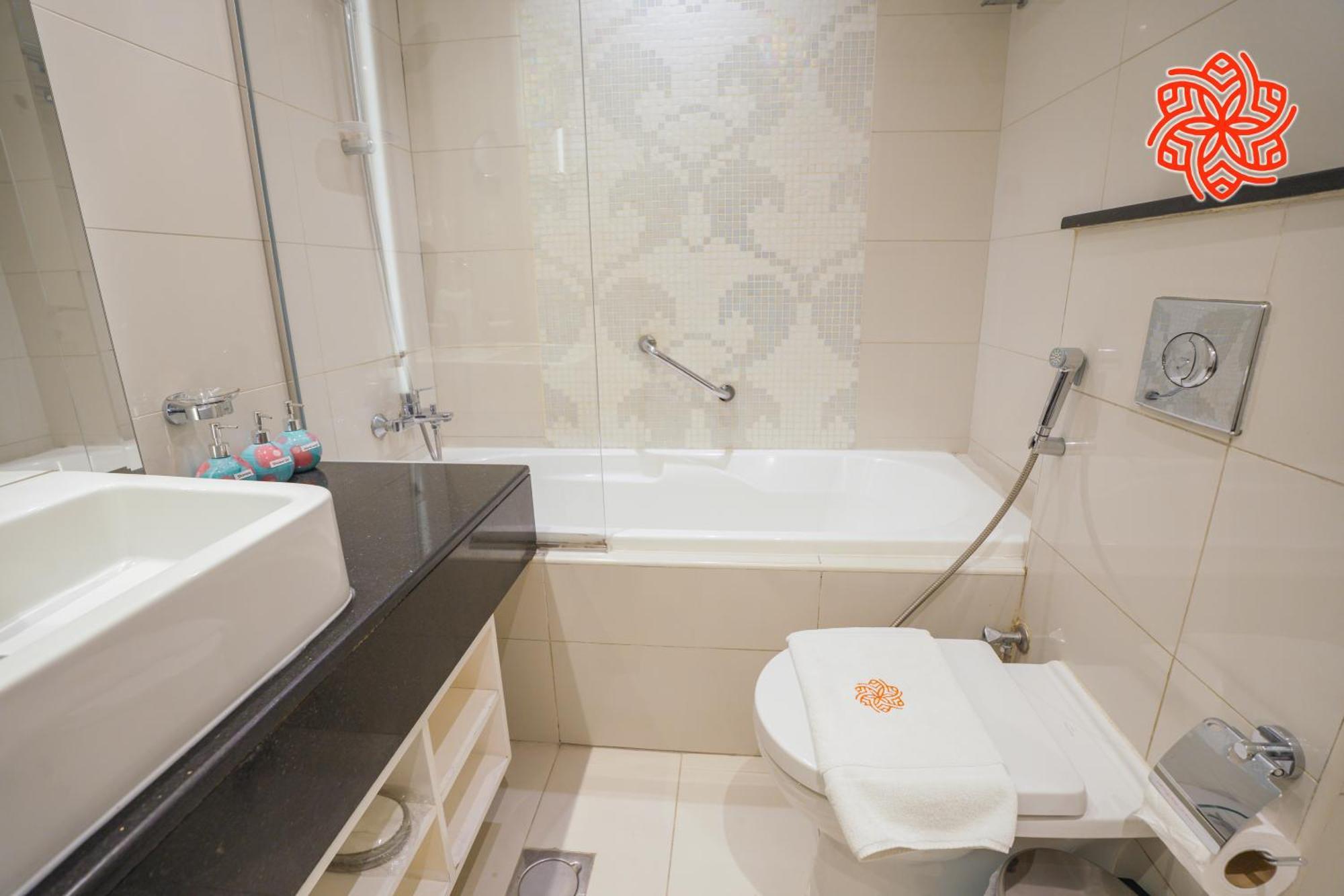 Alashrafia Saray- Classy 1bdr In Canal Views Daire *