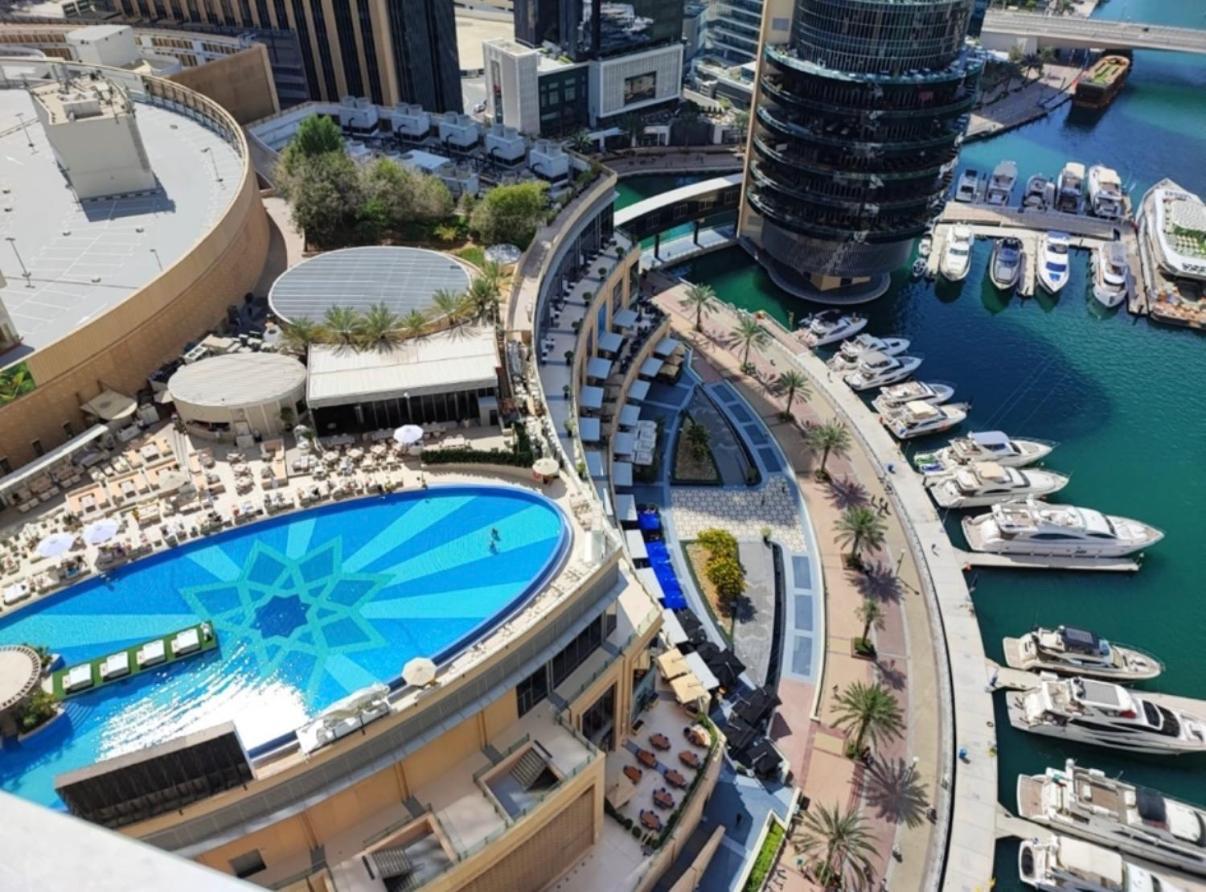 Address Marina Mall Suites - Full Marina Views, Balcony, Kitchen & Parking Daire *