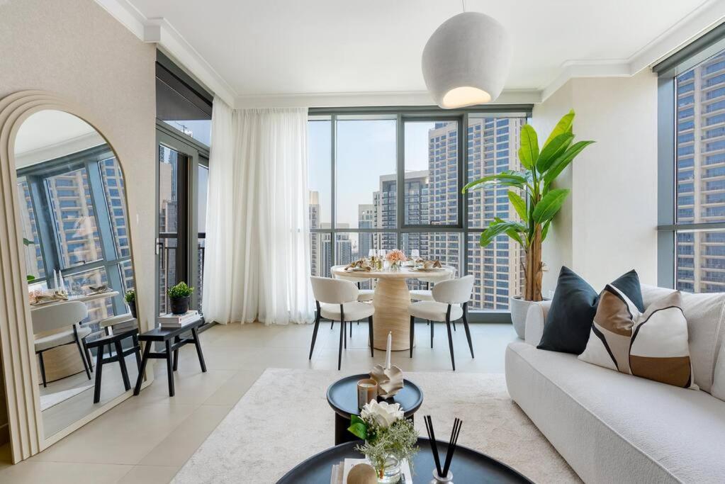 Skyline Huge 1 Bedroom Creek * Dubai