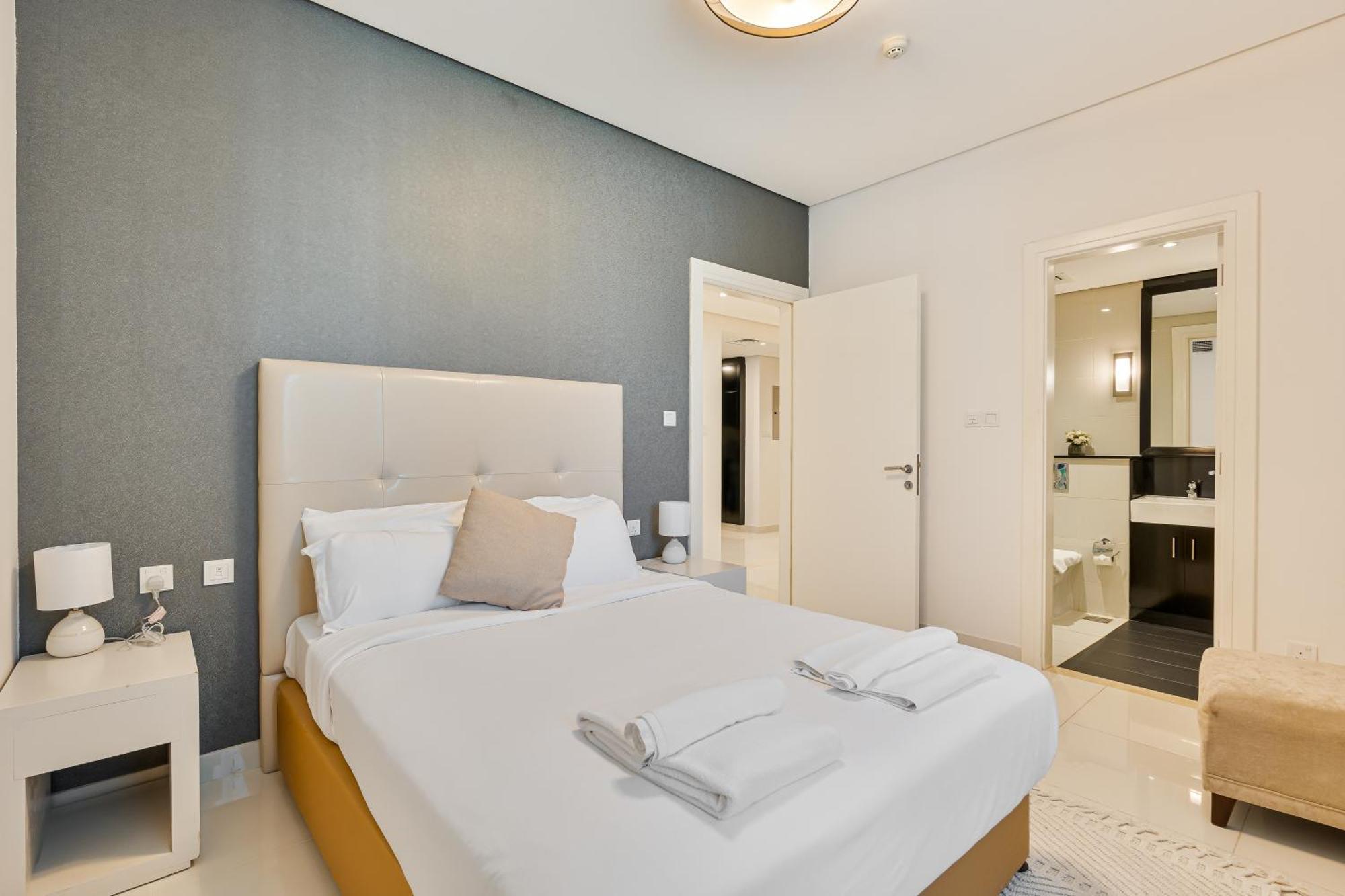 Apartment Discover Urban Chic -vibrant Life *