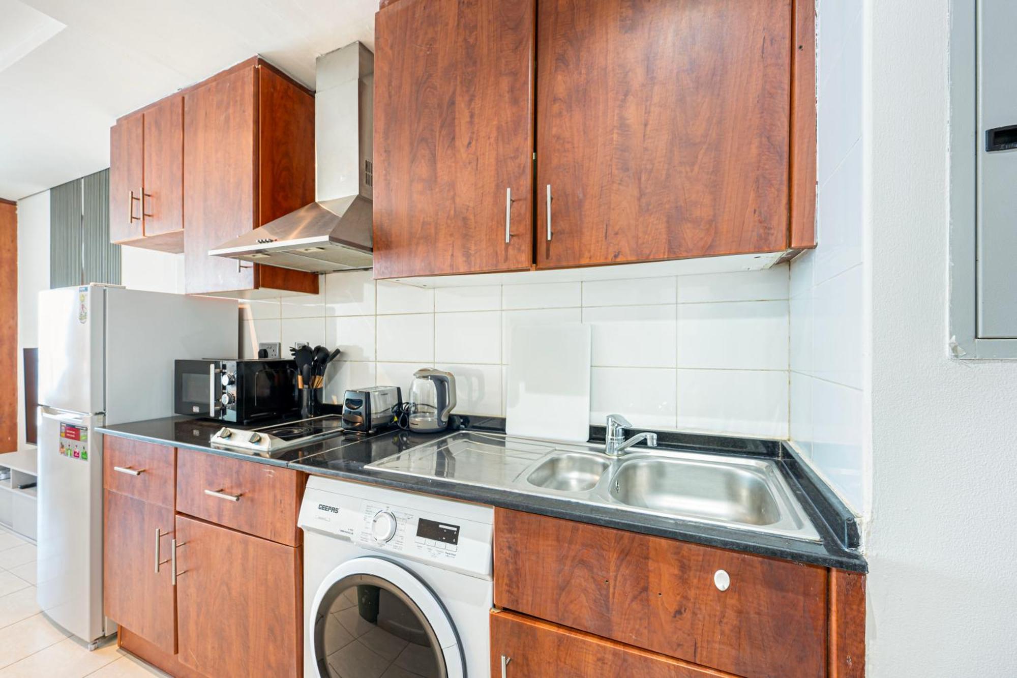 Splendid Close To Jbr Apartment Dubai