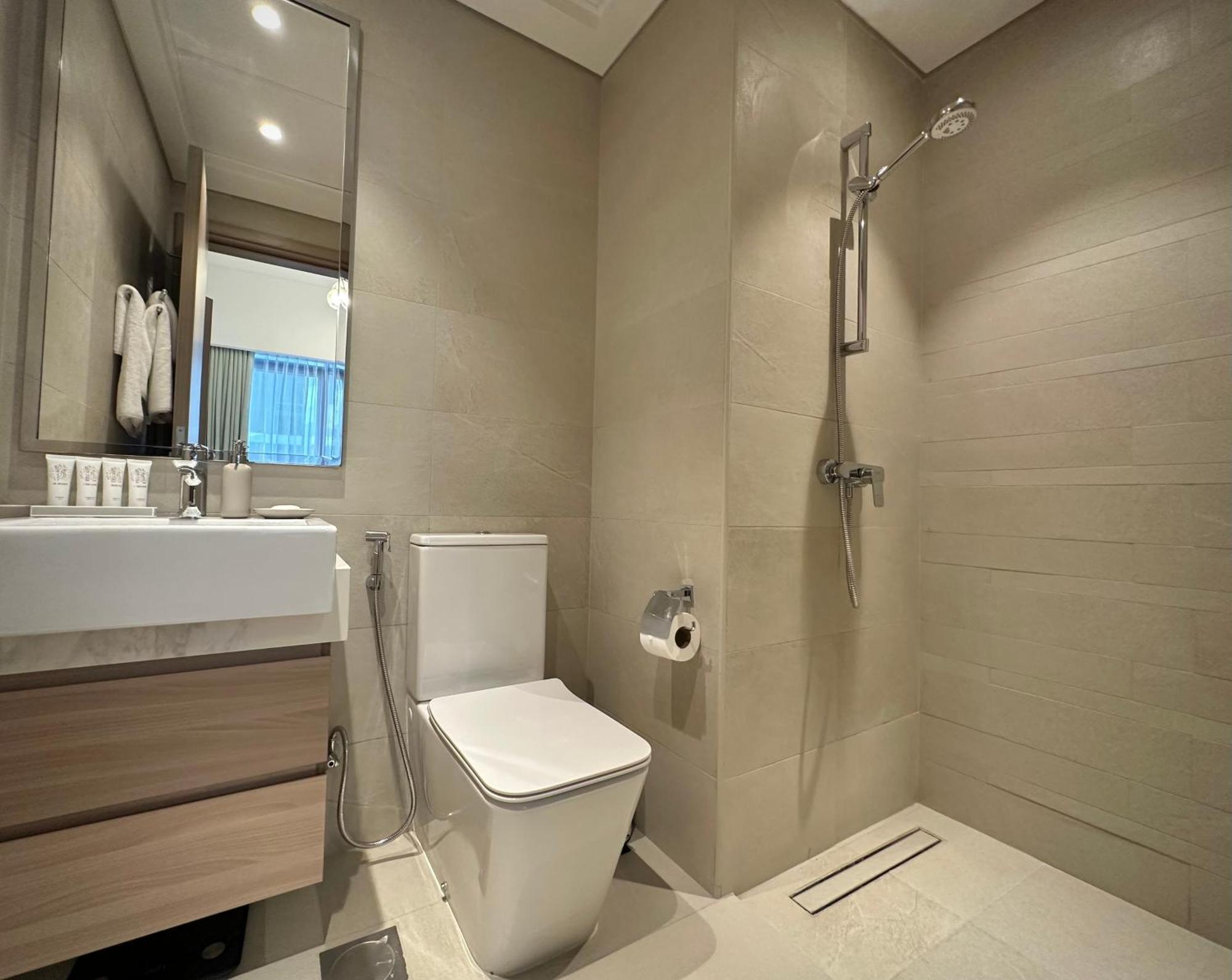 Quiet 2br Retreat In A Scenic Garden Environment By Bhavan * Dubai
