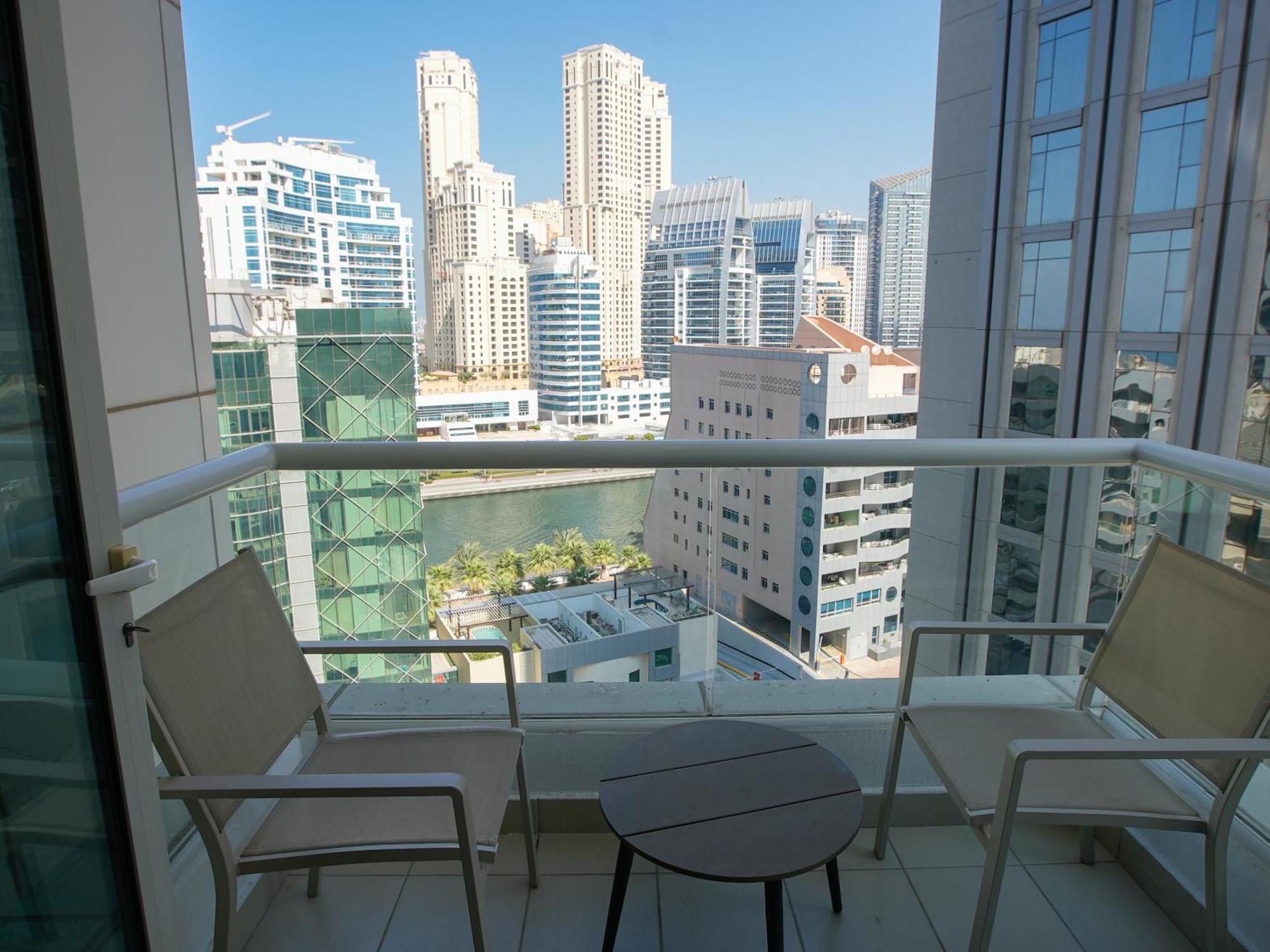 Modern Spacious 3-bedroom Maid's With Marina Views Apartment