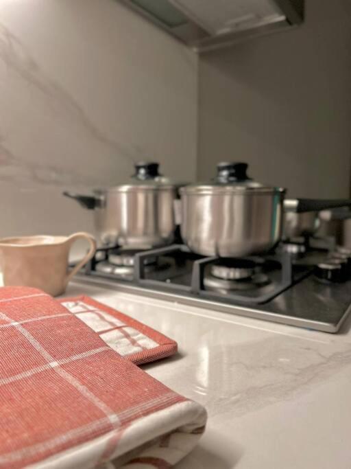 Apartment Cozy Urban Near Mall Dubai