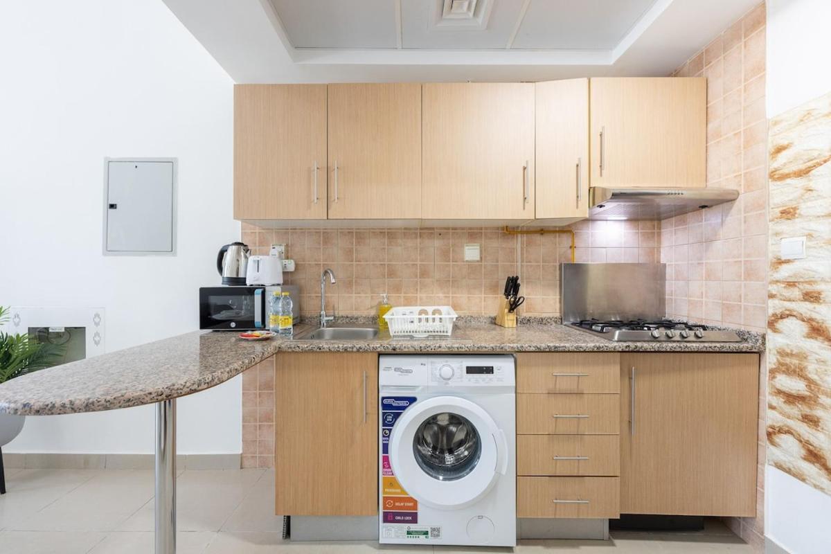 Peaceful At Al Jawzaa In International Apartment
