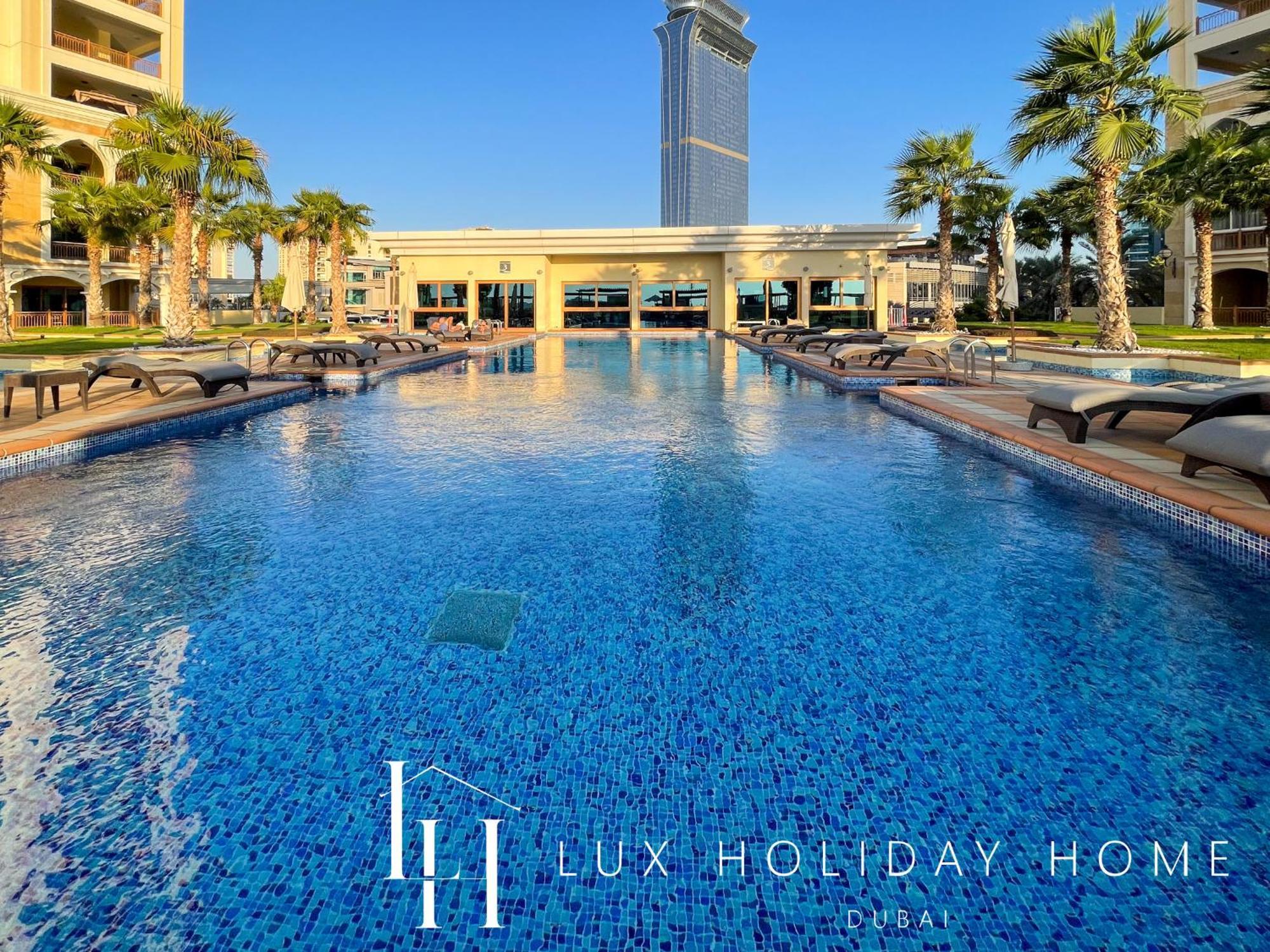 Lux The Palm Island Atlantis View Dubai