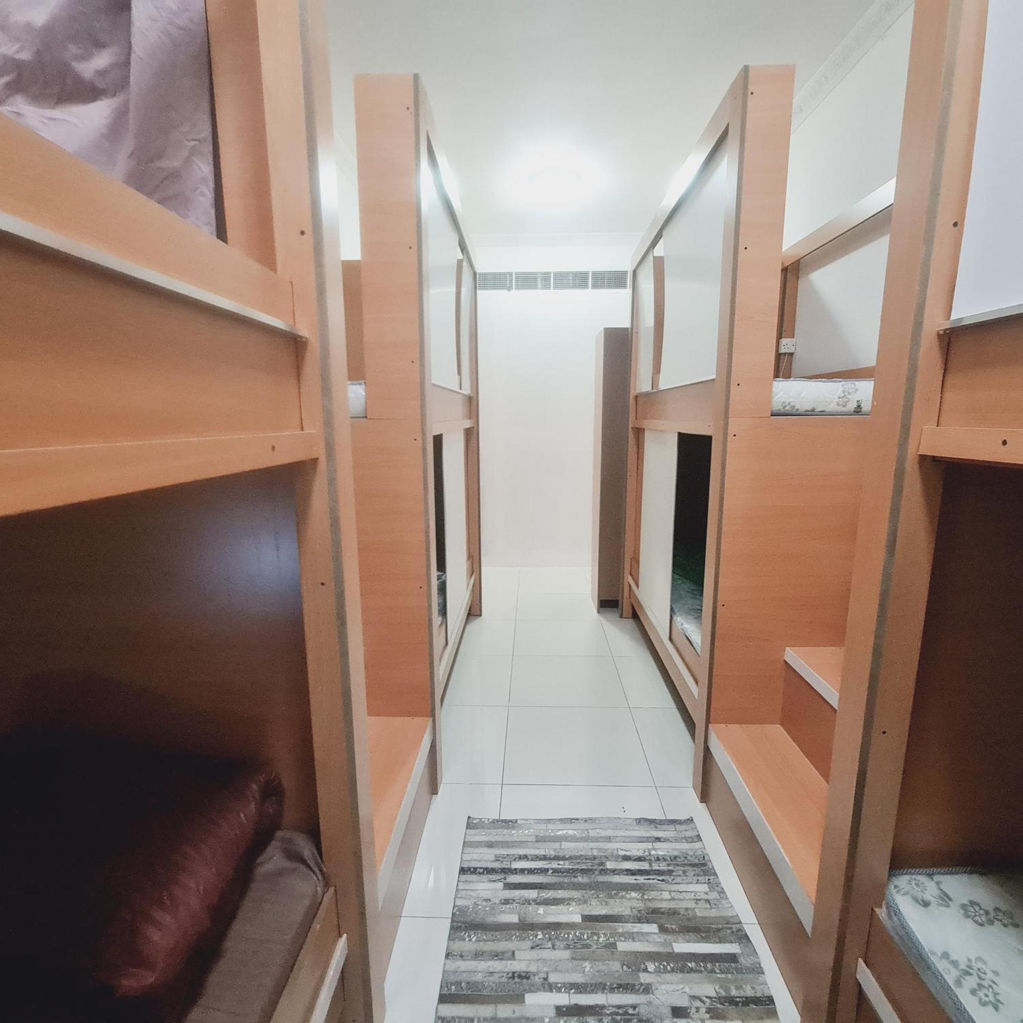 Albergue La Gold Capsule Men's *