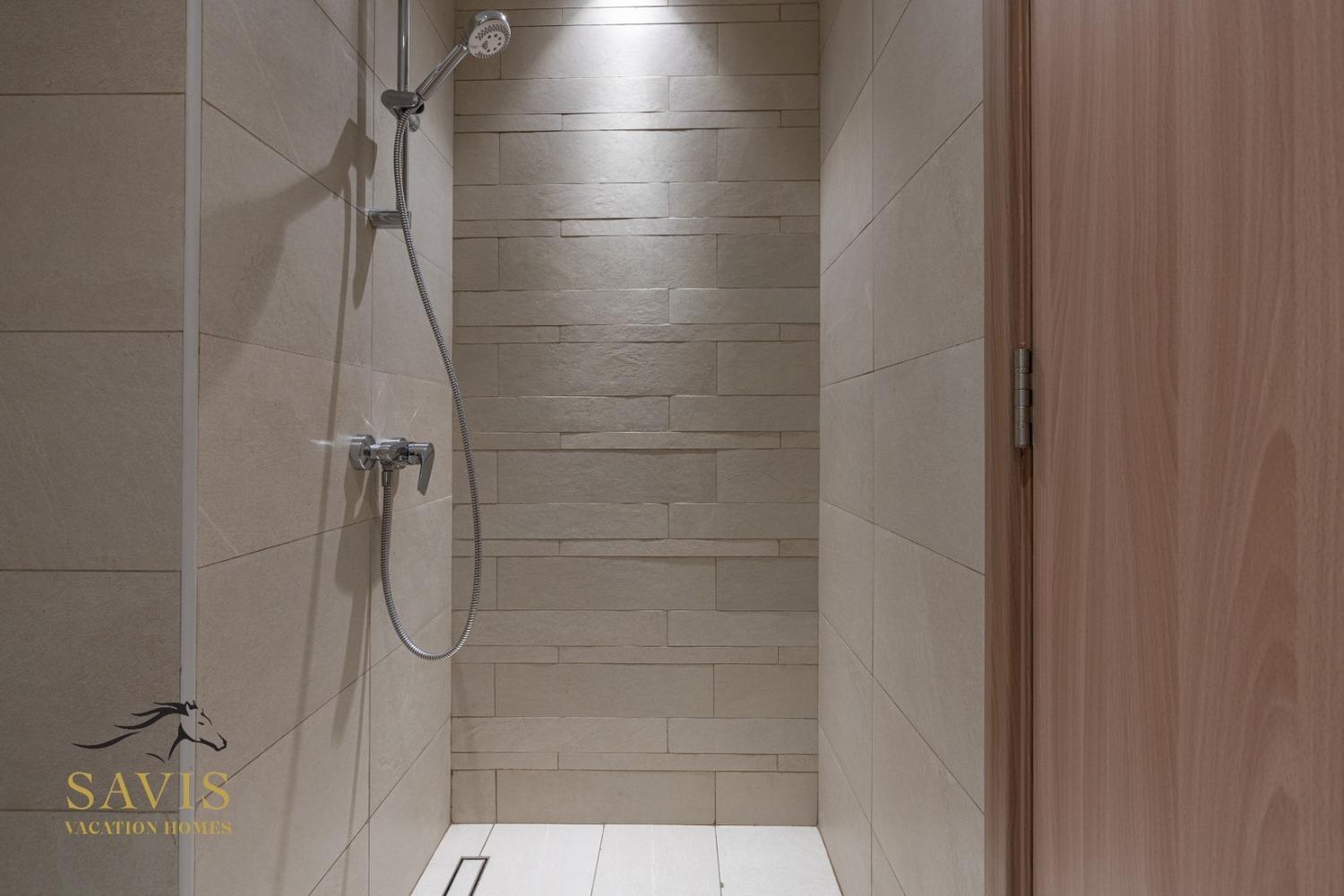 Cozy Brand New In Meydan Apartamento *
