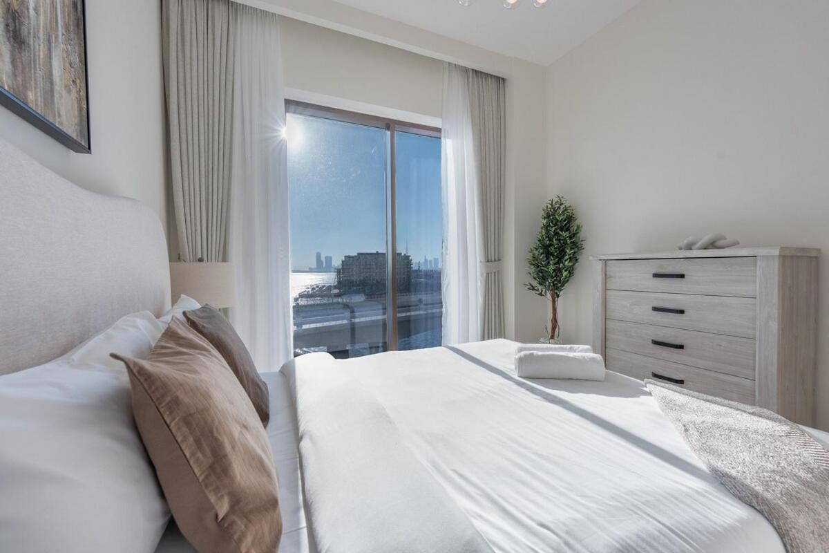Dazzling 3-bedrooms In The Heart Of Creek Harbour Apartment *