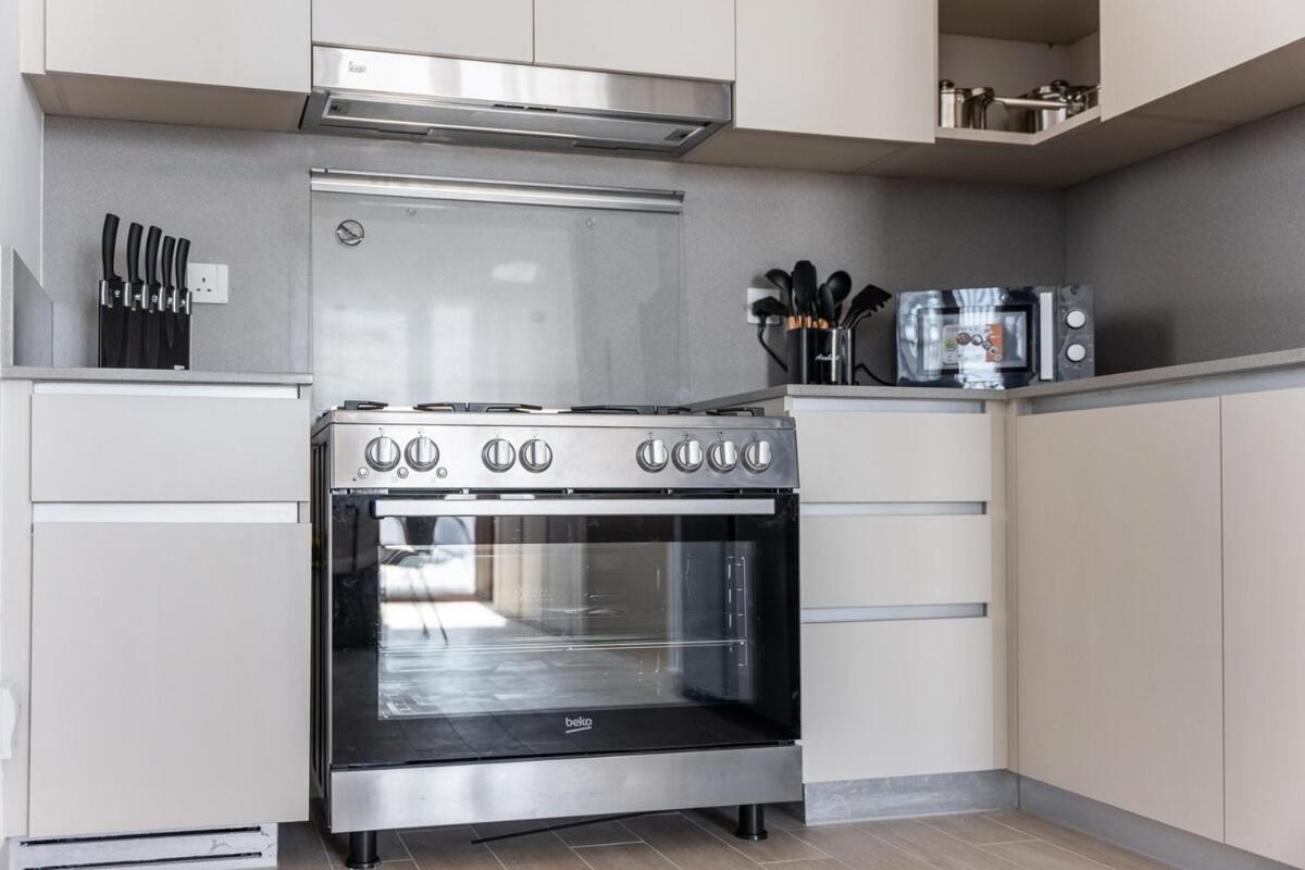 Dazzling 3-bedrooms In The Heart Of Creek Harbour Apartment Dubai