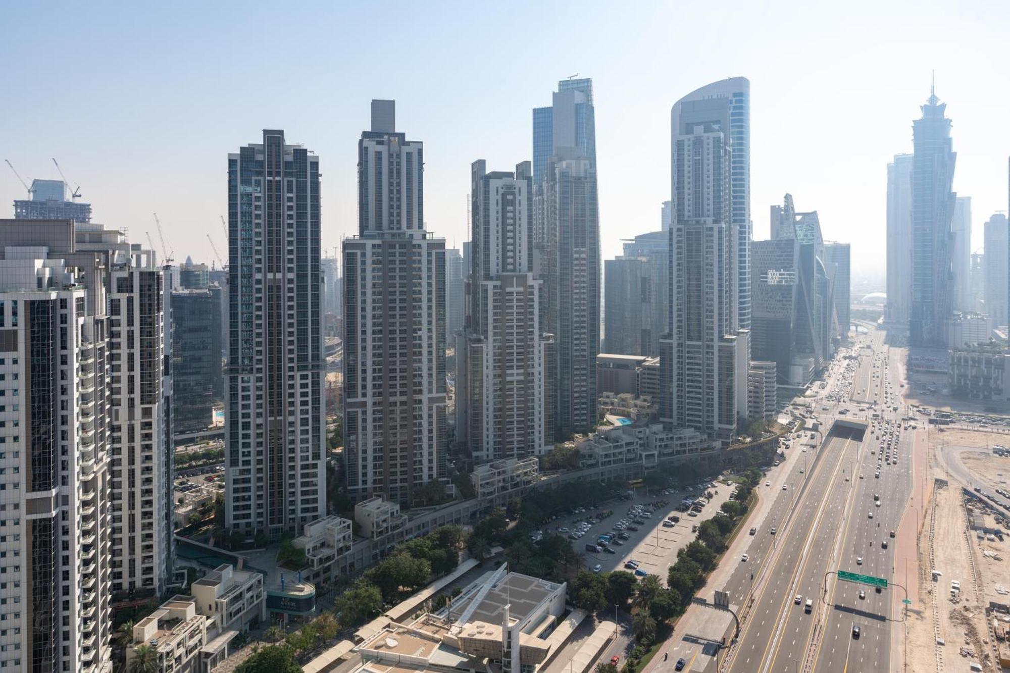 Apartment Infinity Pool & Burj Khalifa View L Luxe Paramount Dubai