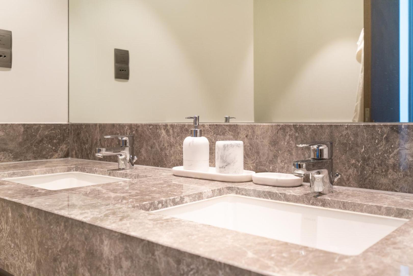 Downtown Luxury - Open Views Of The City & The Sea - Walking Distance To Mall * Dubai