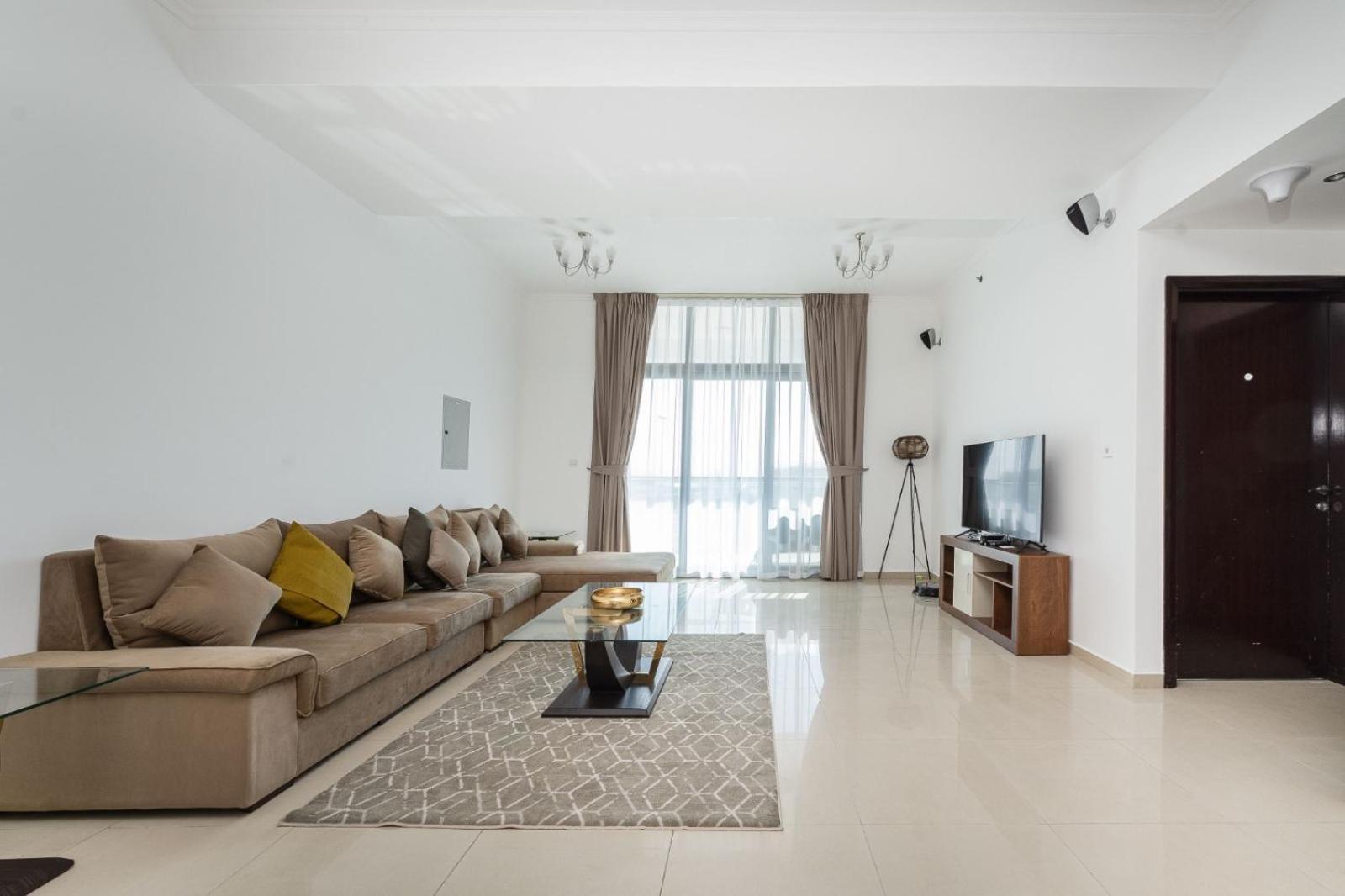 2br In Marina, Near Marina *