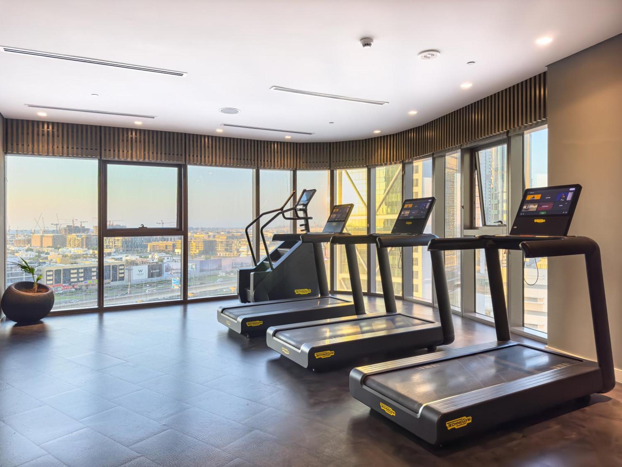 Luxury At Paramount Midtown - Downtown - Full Burj Khalifa View - Highest Infinity Swimming Pool Apartment