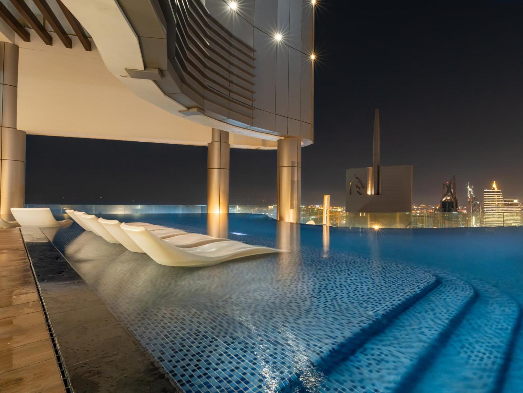 Apartment Luxury At Paramount Midtown - Downtown - Full Burj Khalifa View - Highest Infinity Swimming Pool *