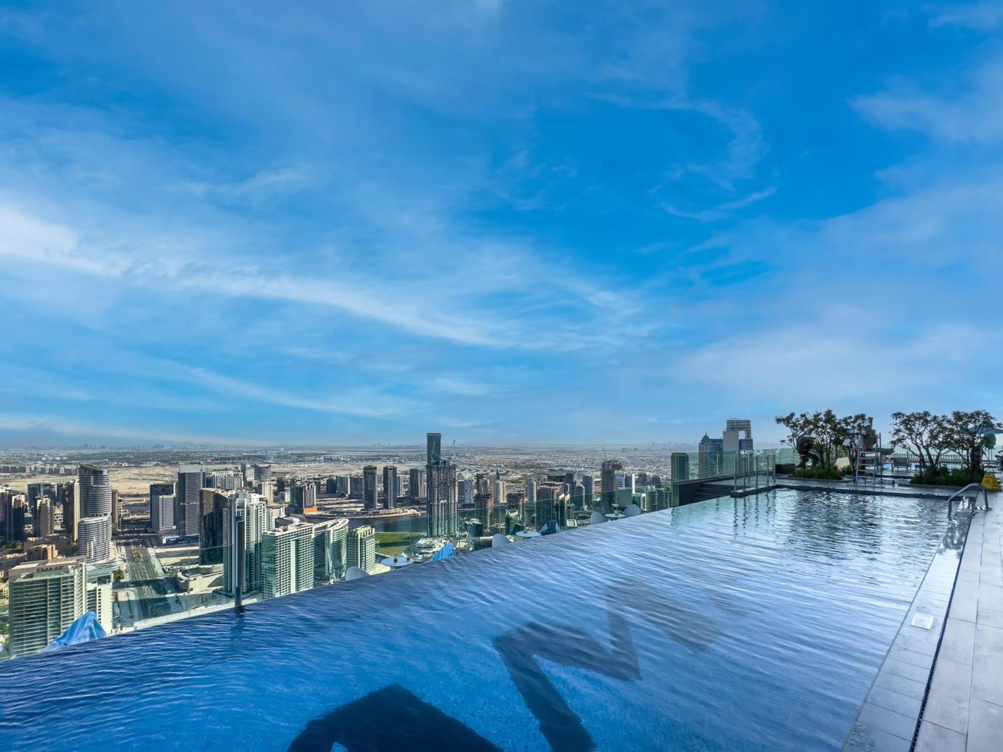 Apartment Luxury At Paramount Midtown - Downtown - Full Burj Khalifa View - Highest Infinity Swimming Pool *