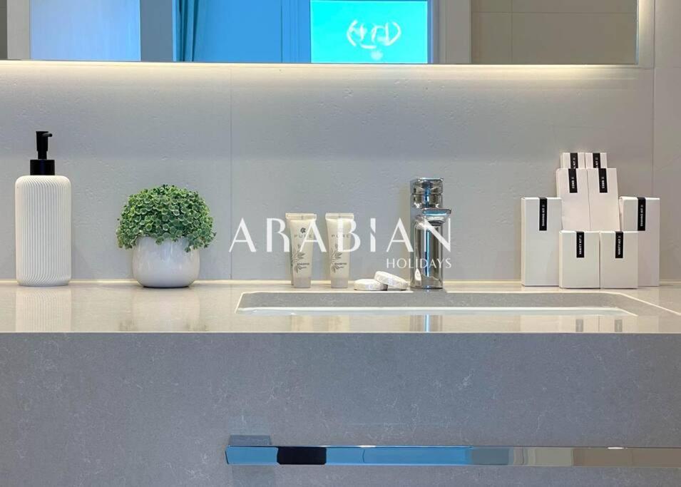 Apartment Beautiful&spacious 3br In Jbr With Full Ocean View Dubai