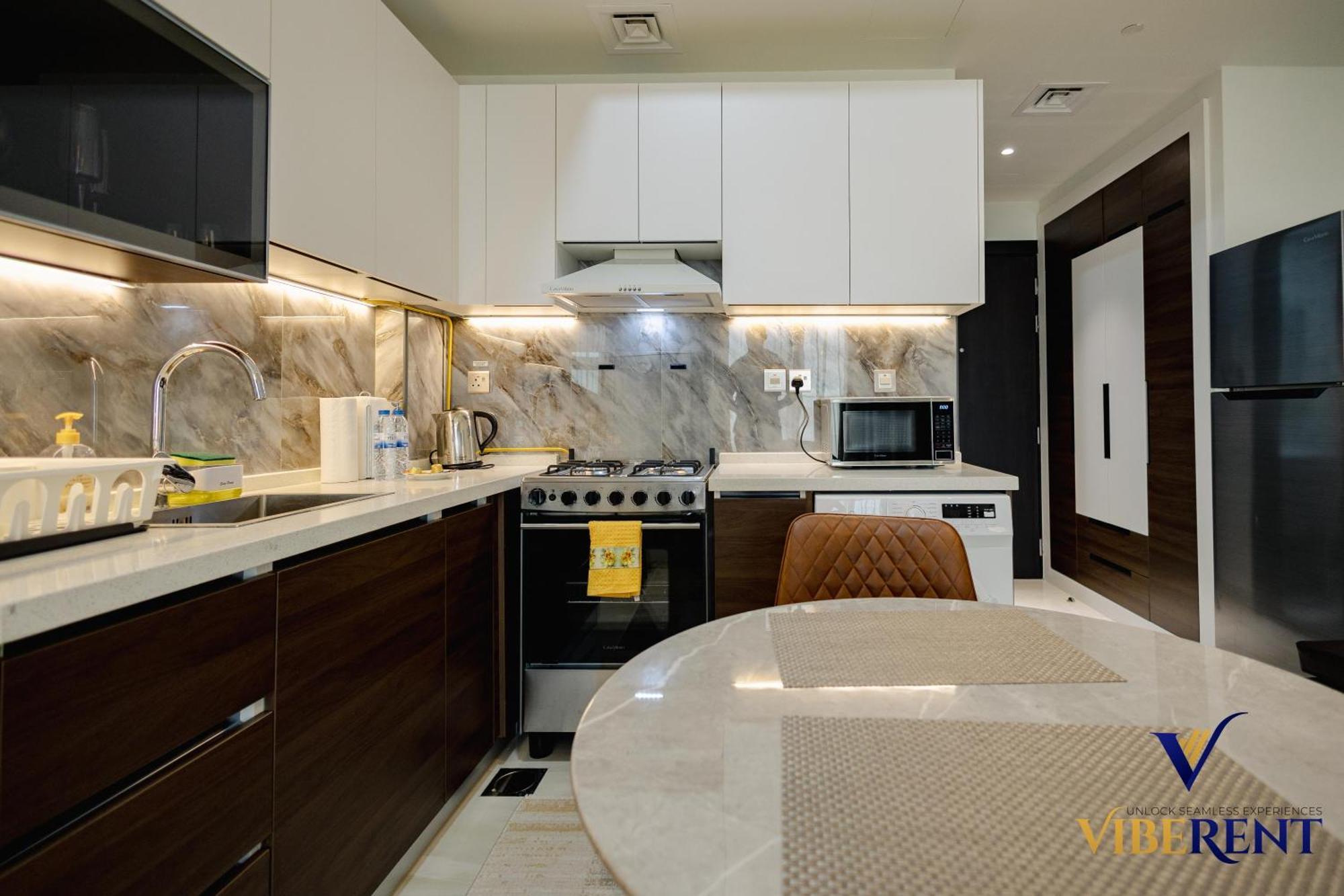 Stylish And Cozy * Dubai