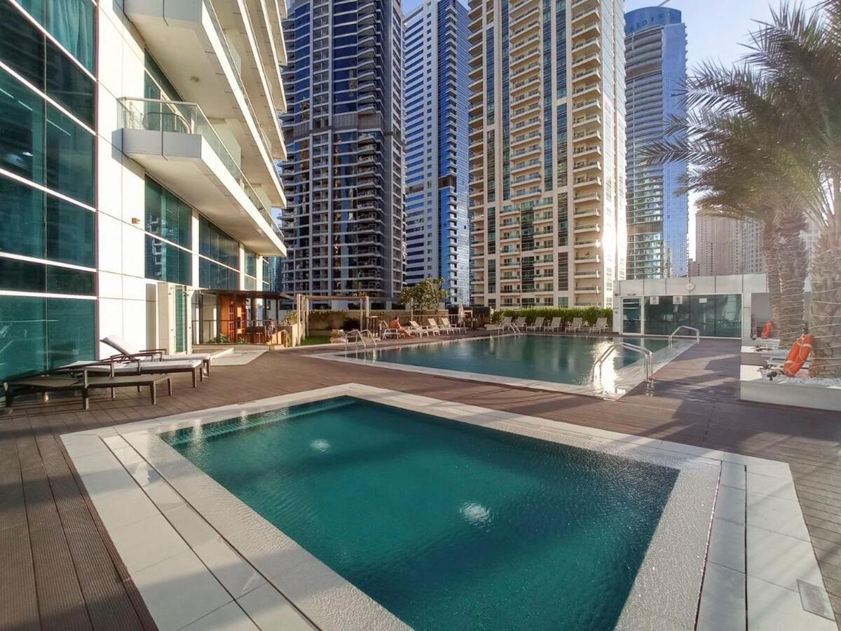 Charming Comfy 2-bedroom In Marina Apartment *