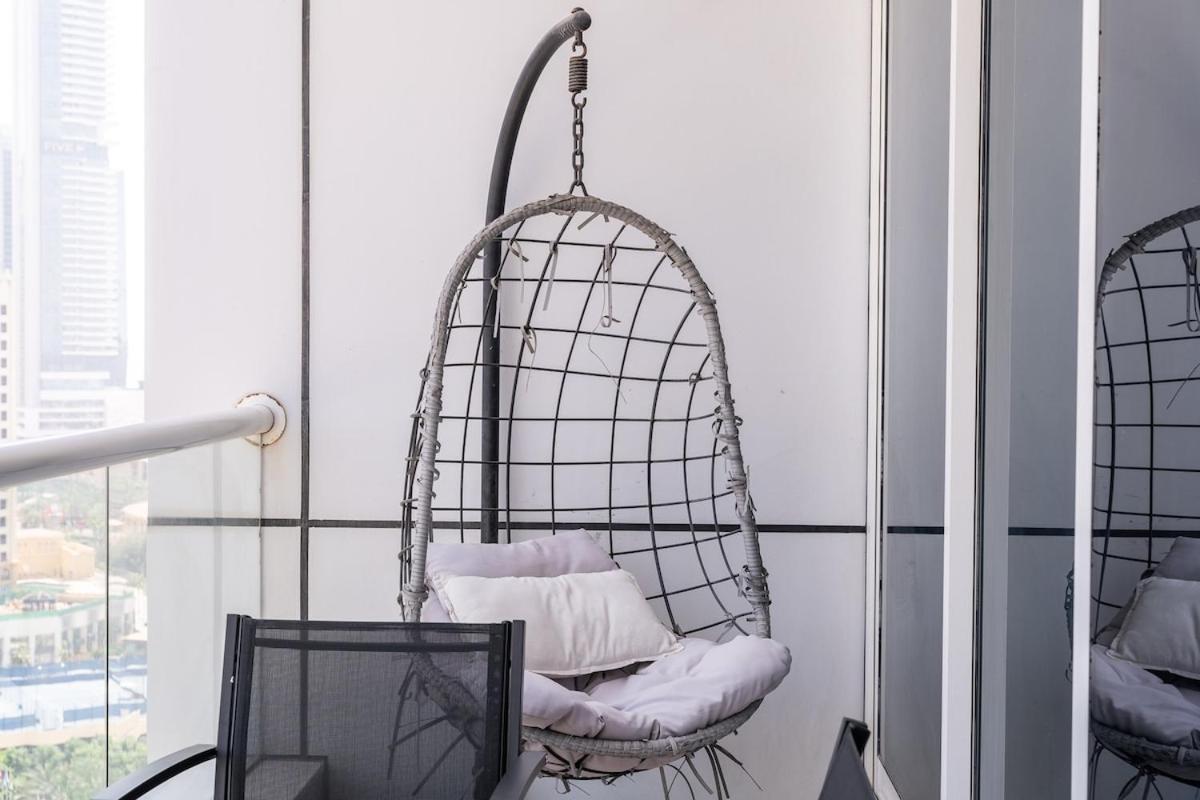 Charming Comfy 2-bedroom In Marina Apartment *