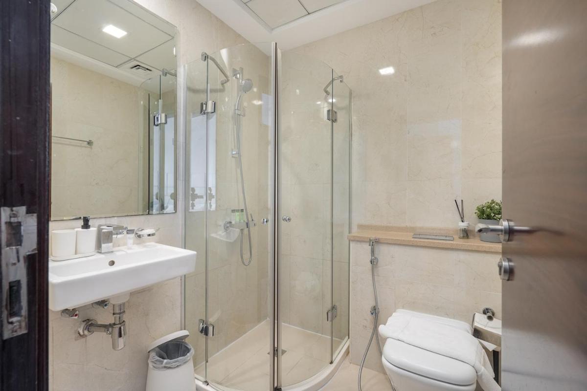 Charming Comfy 2-bedroom In Marina Apartment