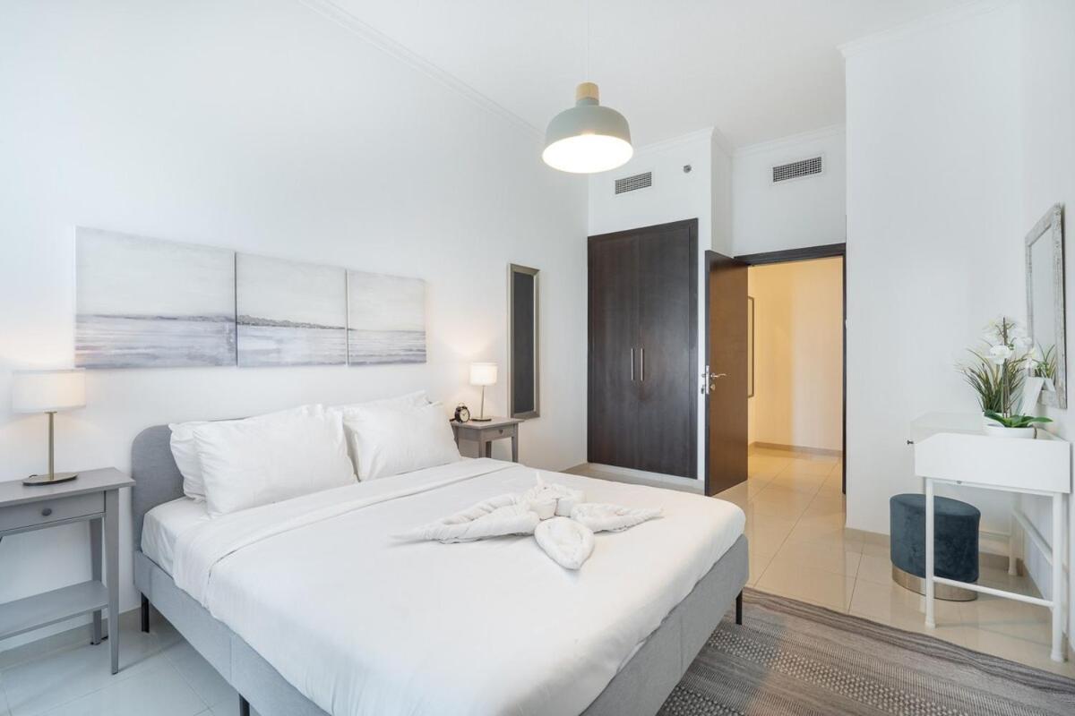 Apartment Charming Comfy 2-bedroom In Marina