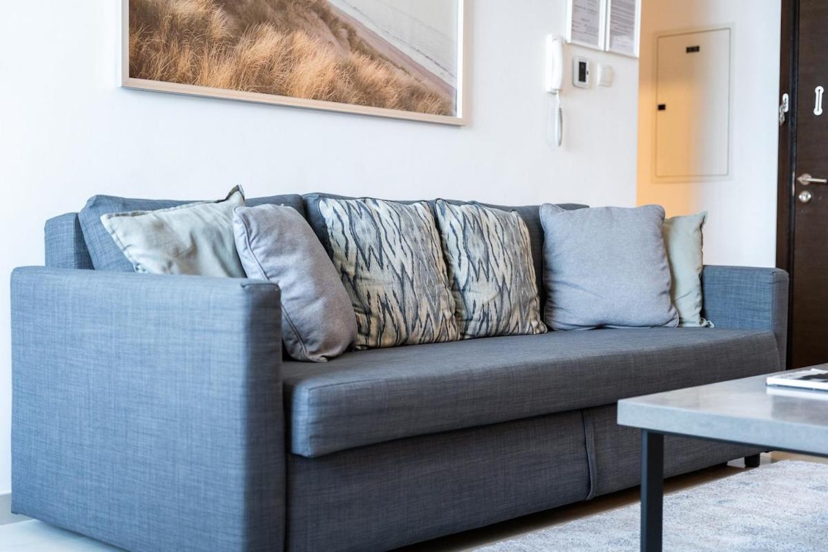 Charming Comfy 2-bedroom In Marina Apartment