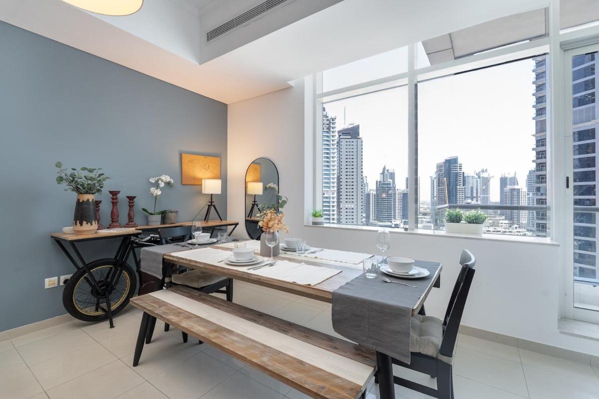 Charming Comfy 2-bedroom In Marina *