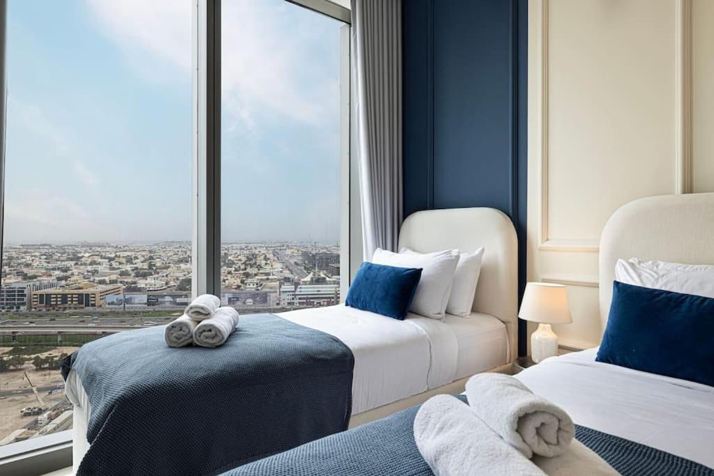 Lux In Downtown I Walk To Mall Apartment Dubai