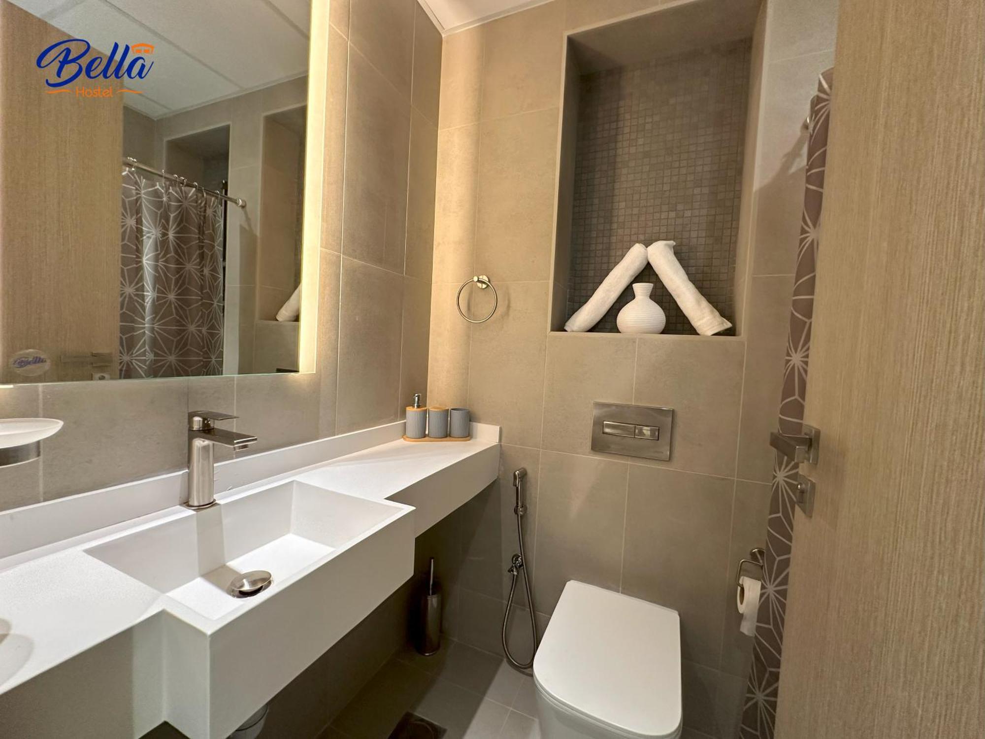 Bella - Luxury Mixed Near Airport Privatunterkunft