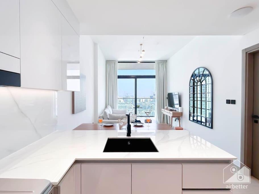 Apartment Views & Comforts At Binghatti Emerald
