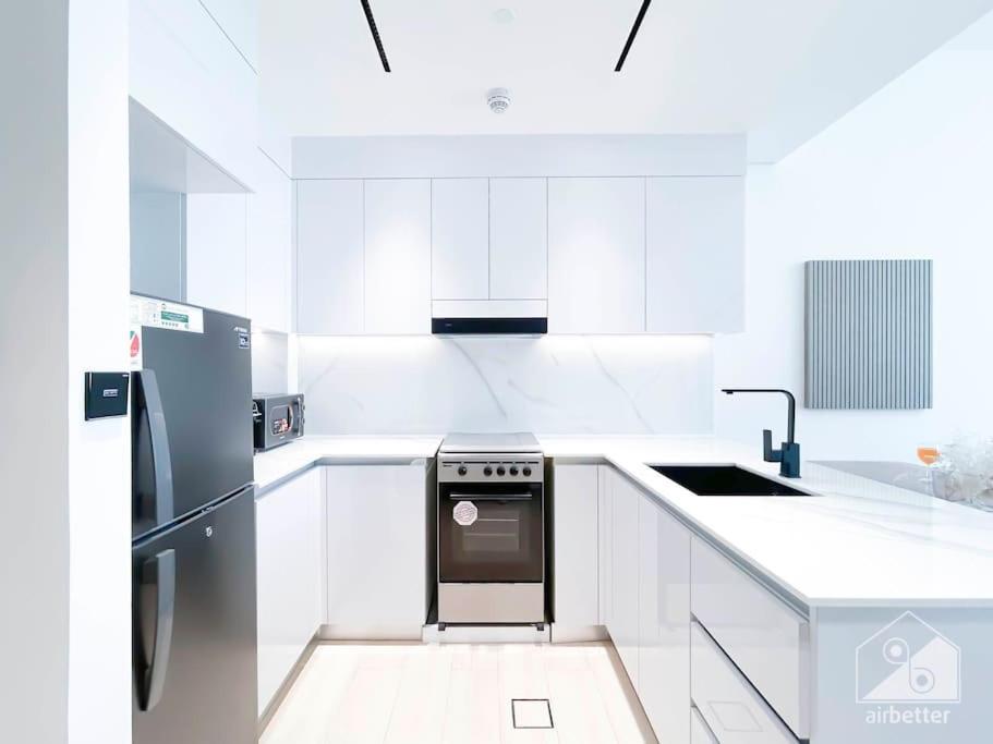 Apartment Views & Comforts At Binghatti Emerald Dubai