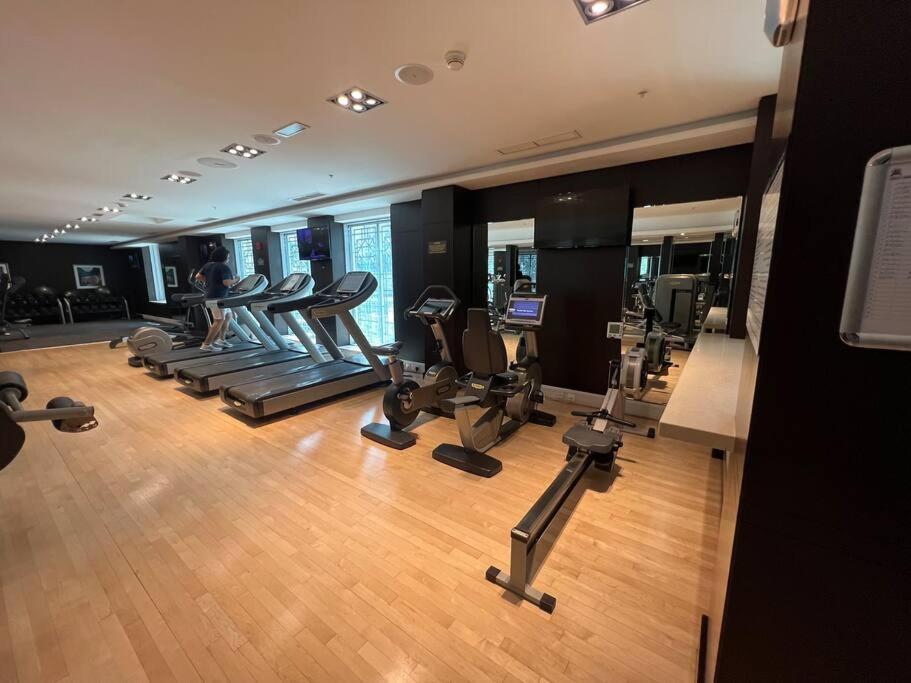 Apartamento First Class 2br With Full Downtown Skyline View Dubai