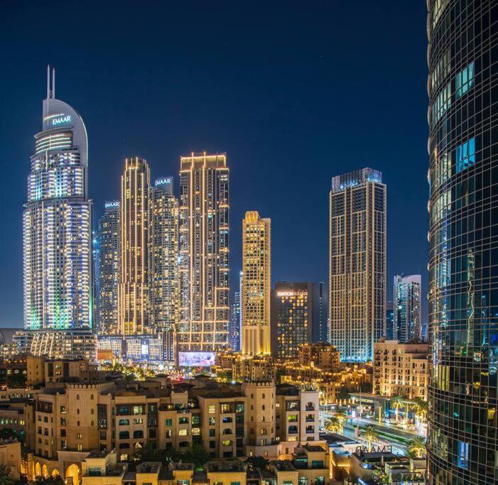 Apartamento First Class 2br With Full Downtown Skyline View Dubai