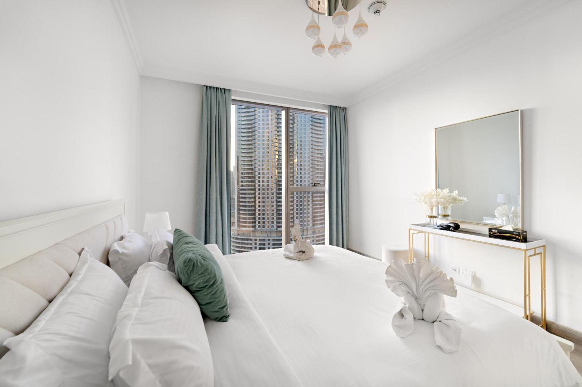 First Class 2br With Full Burj Khalifa And Fountain View Apartment