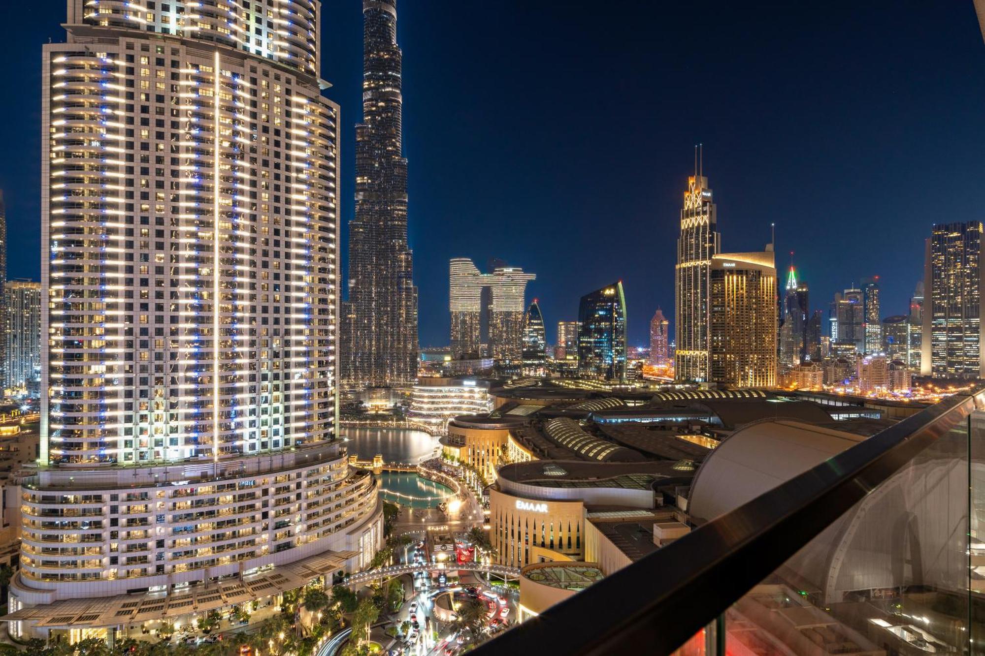 Apartment First Class 2br With Full Burj Khalifa And Fountain View Dubai