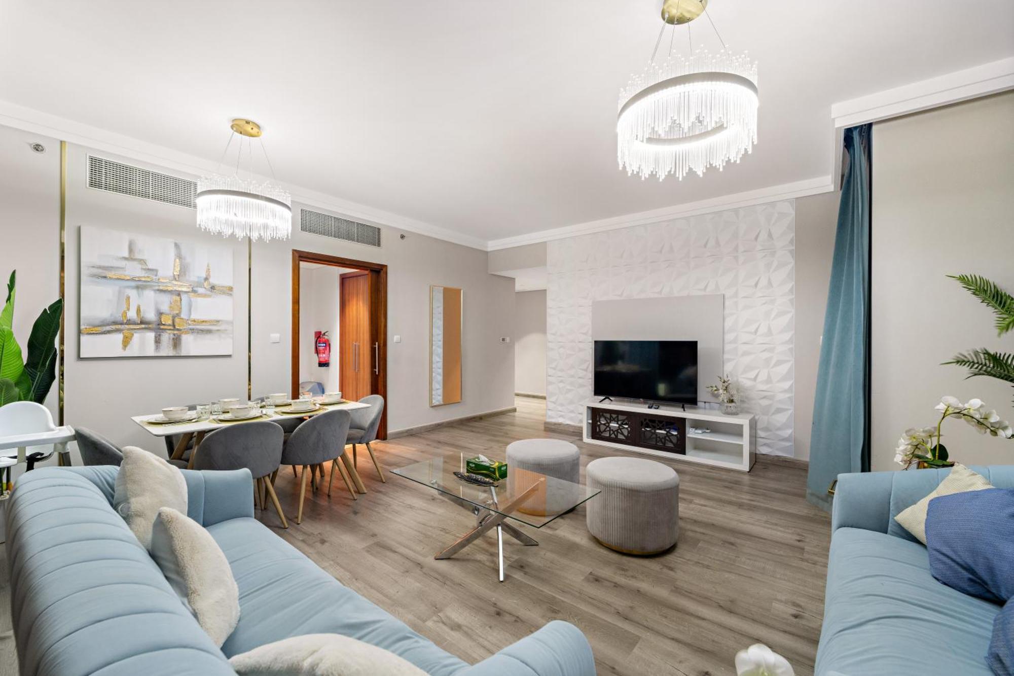 Apartment First Class 2br With Full Burj Khalifa And Fountain View