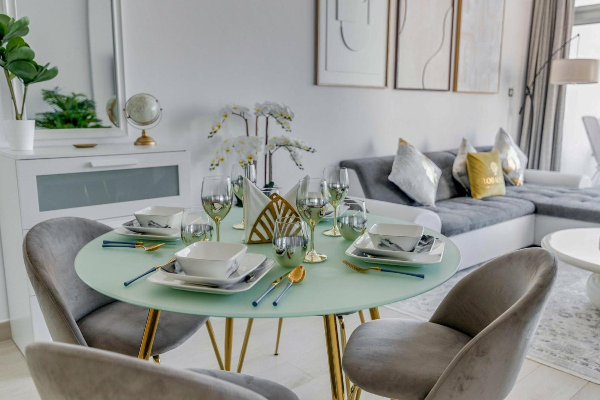 Luxury Azizi Mina Beachfront Apartamento Dubai