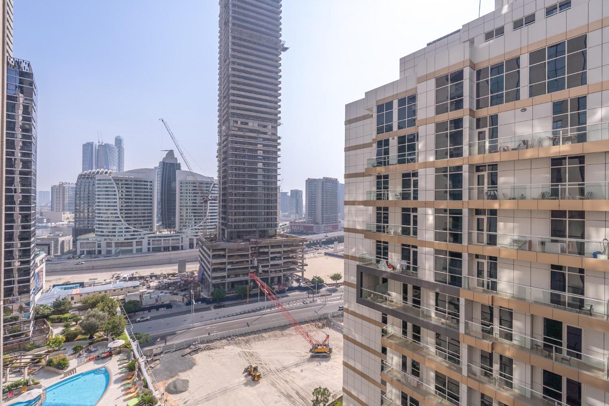 Heaven Crest Homes: Downtown Near Mall & Burj Khalifa