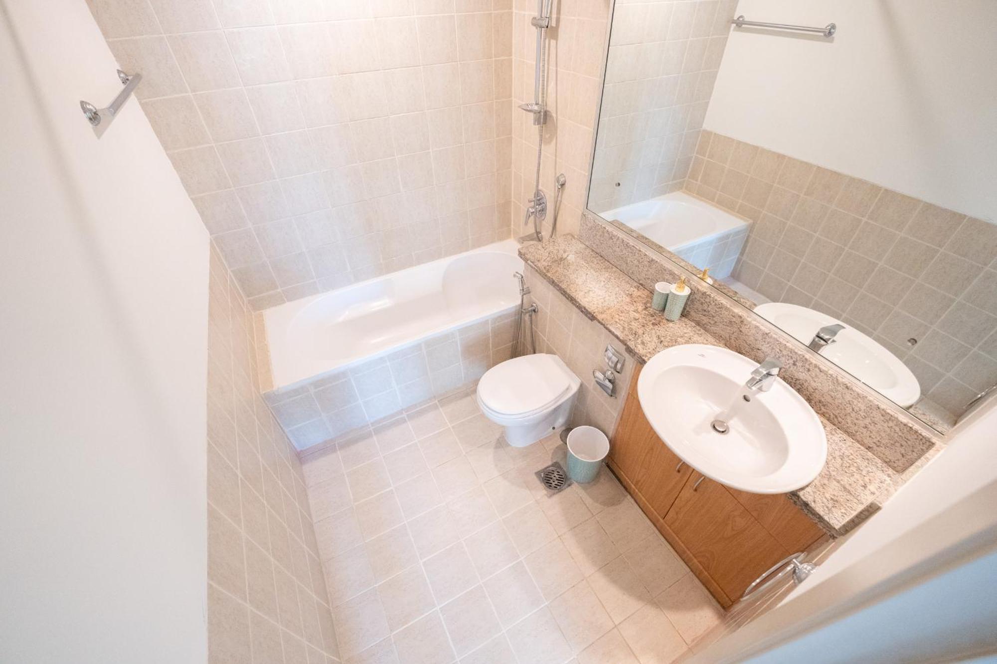Apartment Elegant 3 Bedroom In Al Nakheel Greens By Pk Holidays