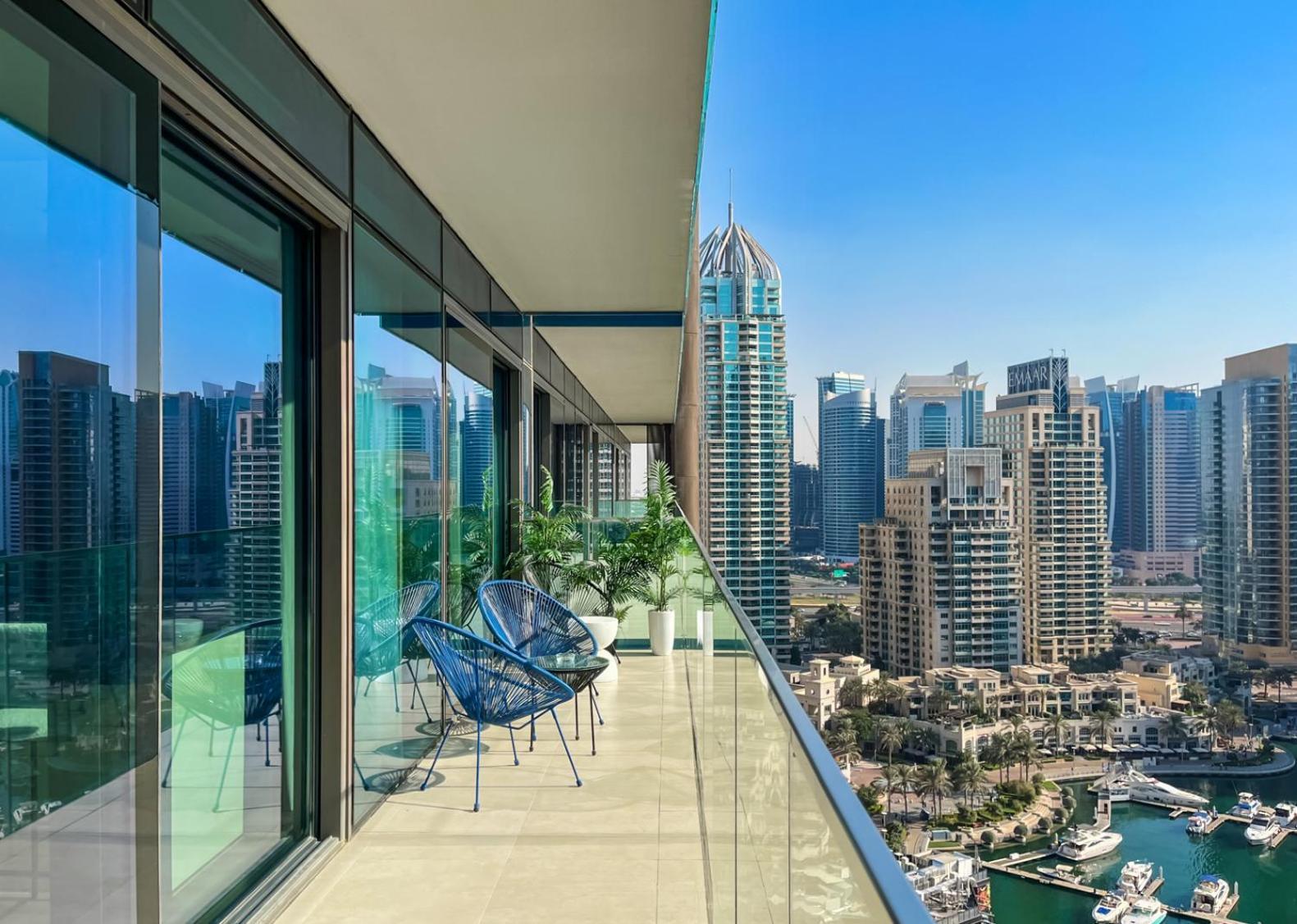 Livbnb - 2br With Breathtaking Marina View * Dubai