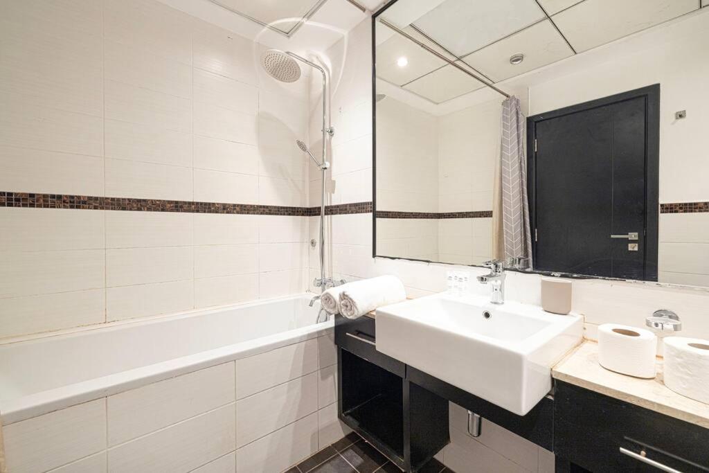 Prime Jbr Luxury Living With & Palm Views Apartment Dubai