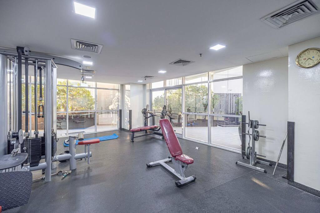 Prime Jbr Luxury Living With & Palm Views Apartment