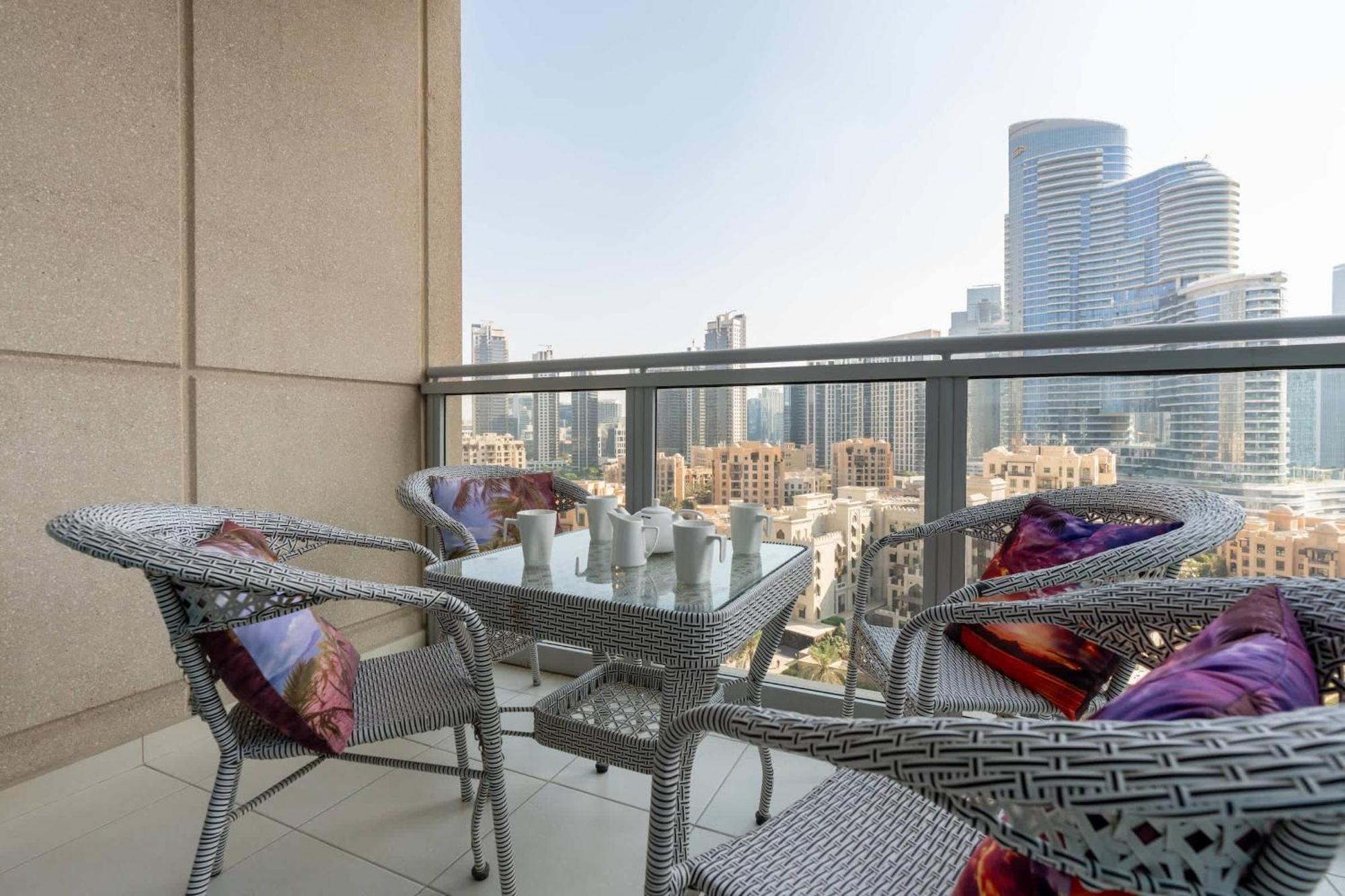 Burj Khalifa & Mall - 1br - Cityapartmentstay Dubai
